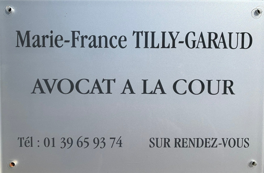 Plaque grise